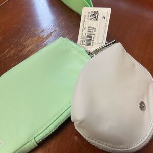 Lululemon Dual pouch wristlet wallet citra lime / vapor